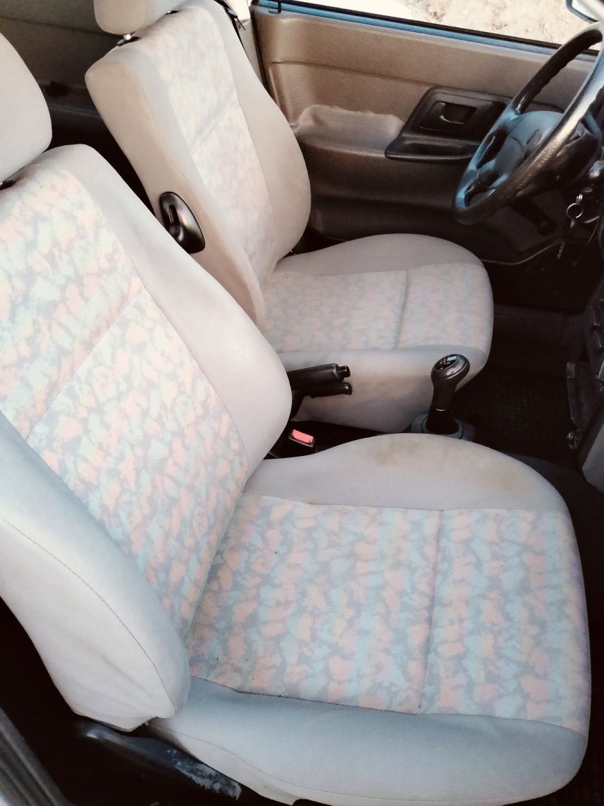 VW caddy family 1.4 niski przebieg złombol rajd