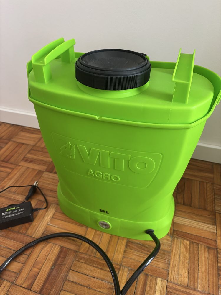 Pulverizador Vito com bateria 16L