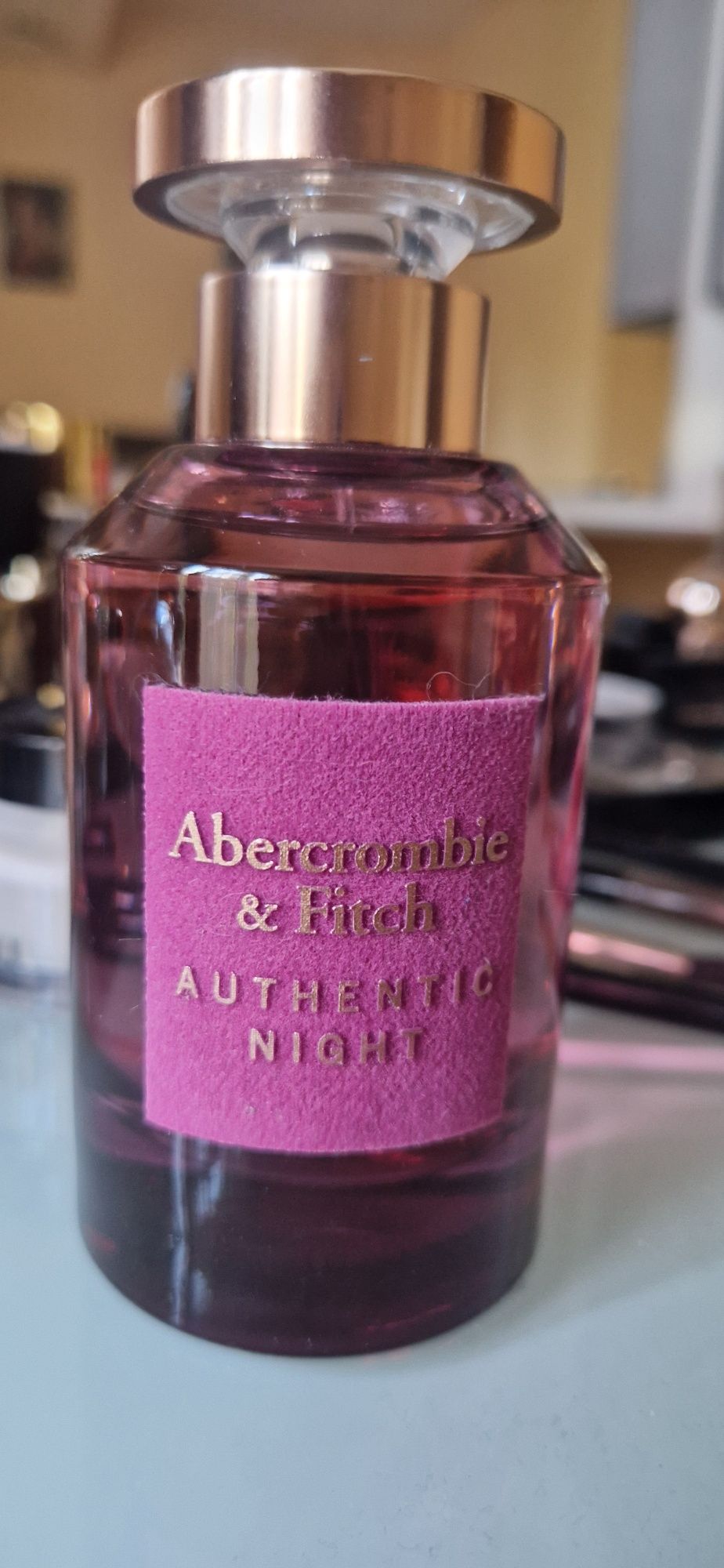 Abercrombie & Fitch Authentic night Women 100 ml EDP
Authentic Night W