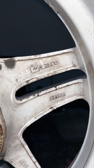 Felgi 225/50/17 koła z oponami Audi A6 Bridgestone zimowe