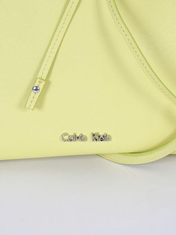 Кожаная сумка Calvin Klein