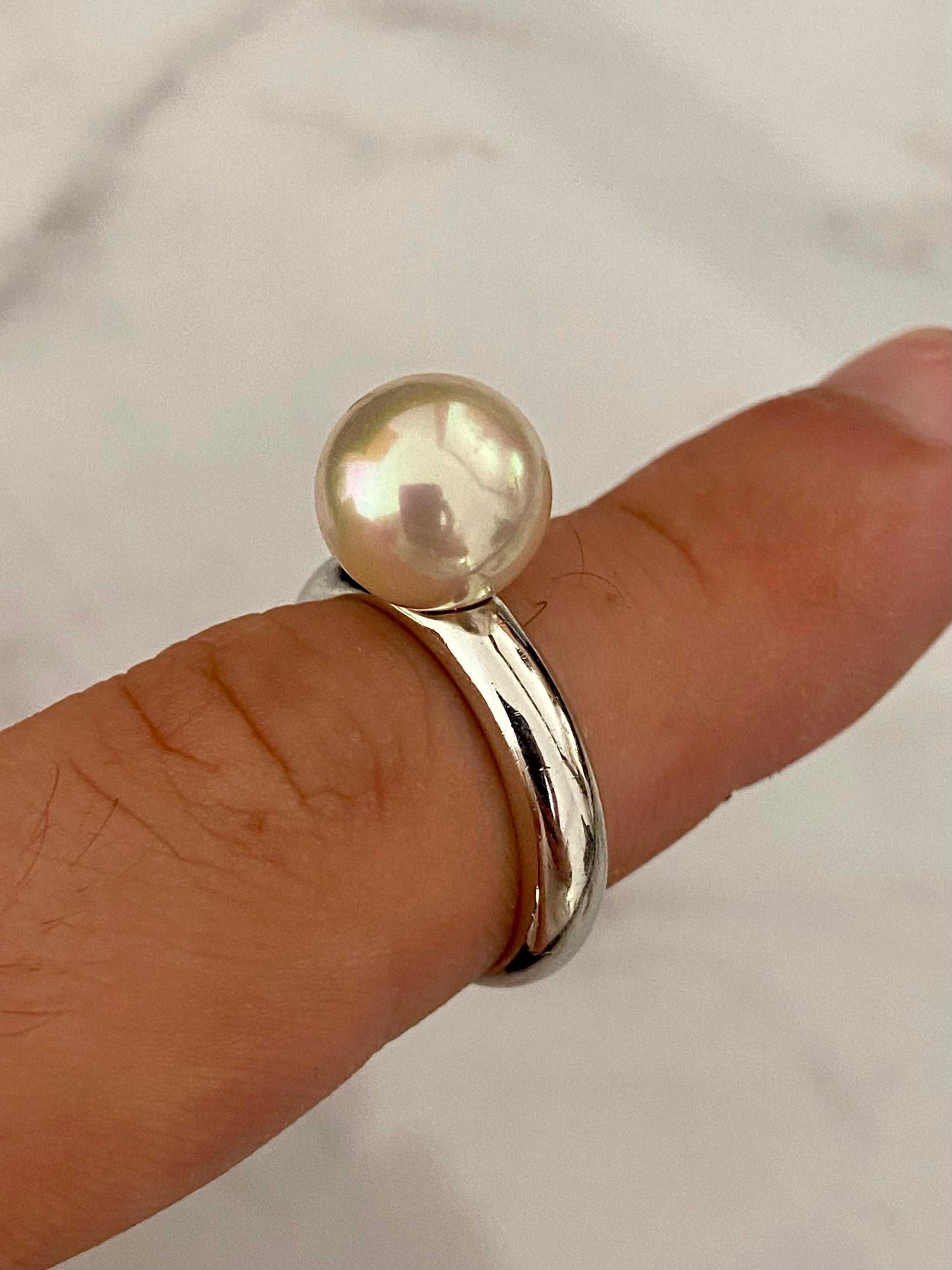 Anel de Prata Sólida com Pedra Estilo Pérola