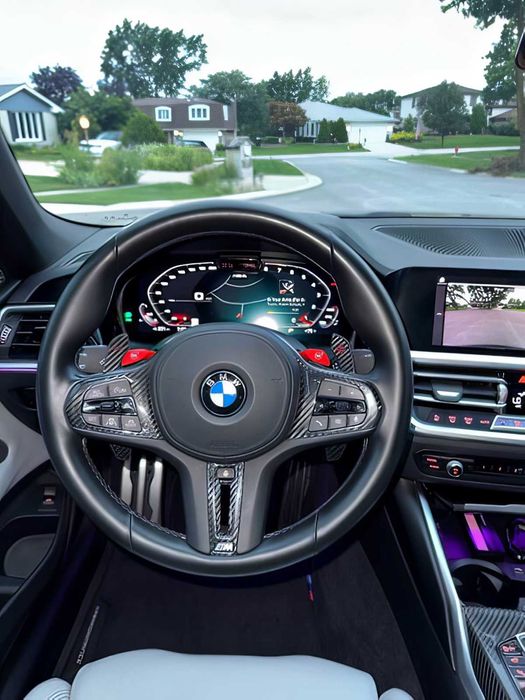 BMW M4      2022