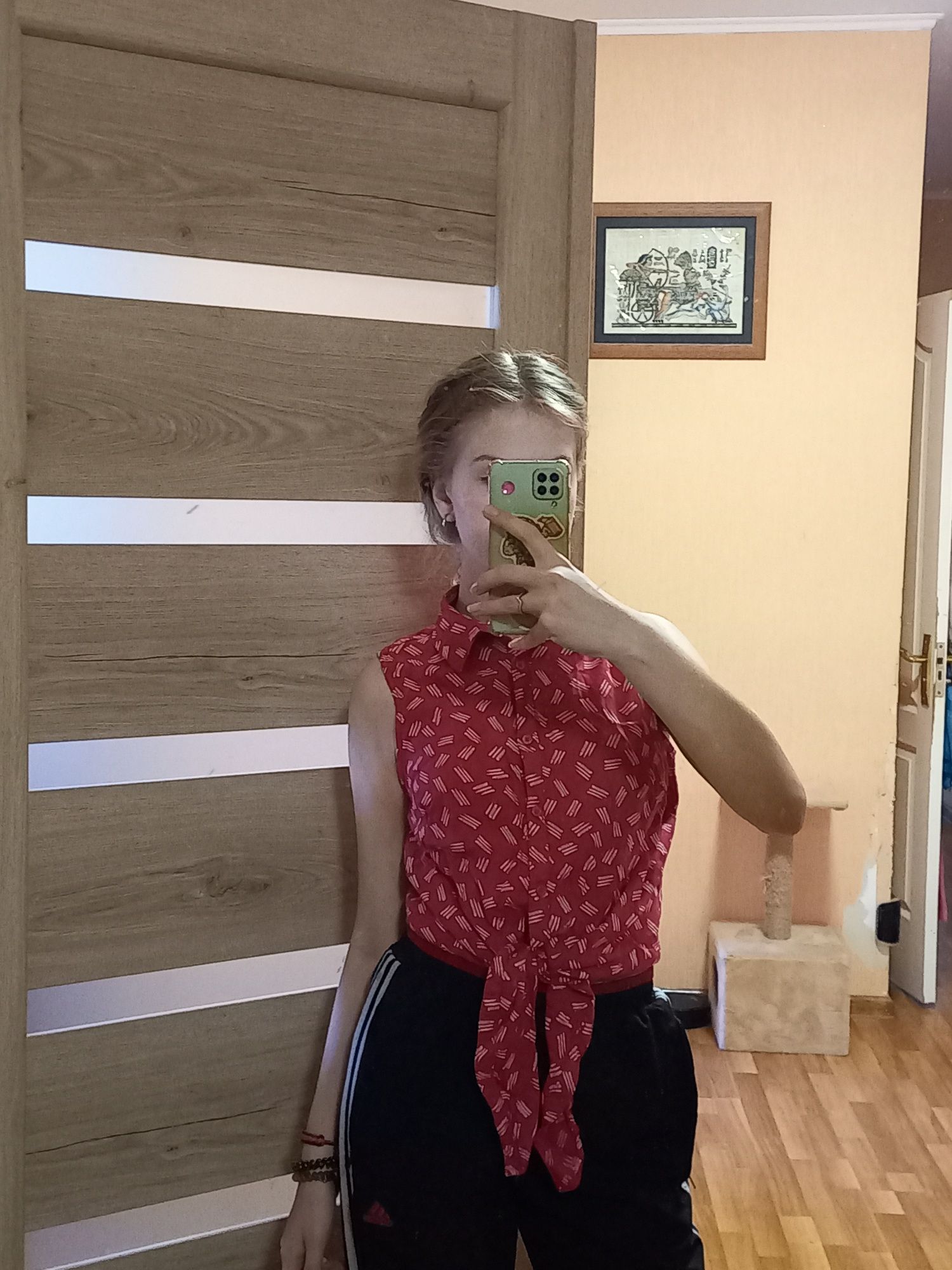 Речі для дівчинки 14-15 років