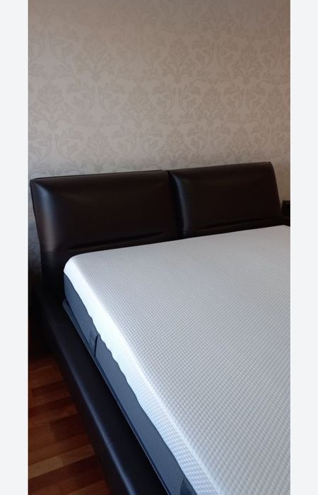 Cama em pele, Interforma