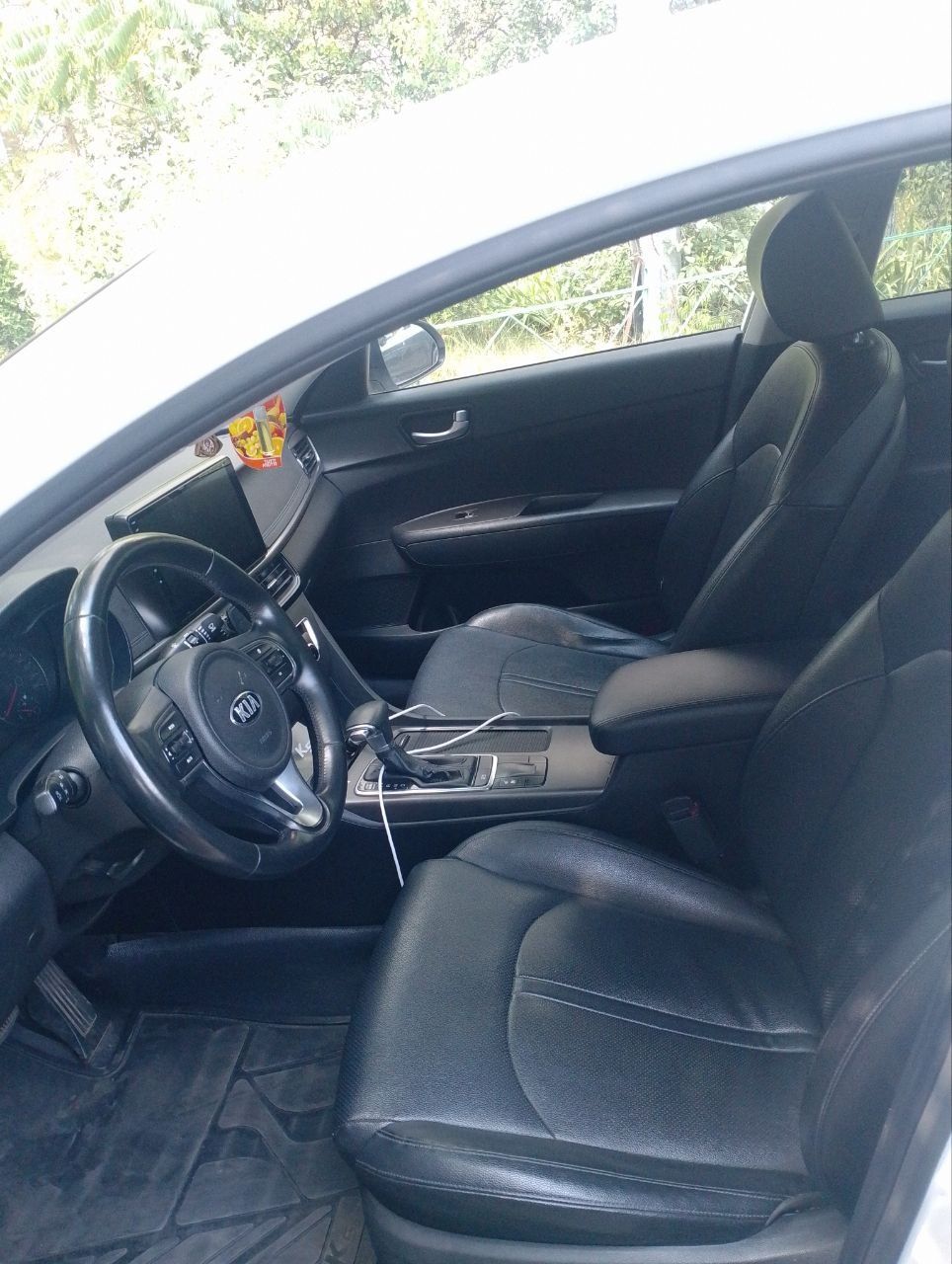 Продам Kia K5 2015 рік 2.0 газ