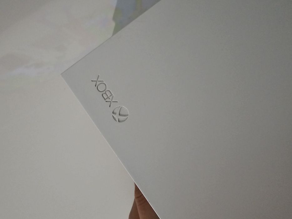 XBOX One S + 2 comandos