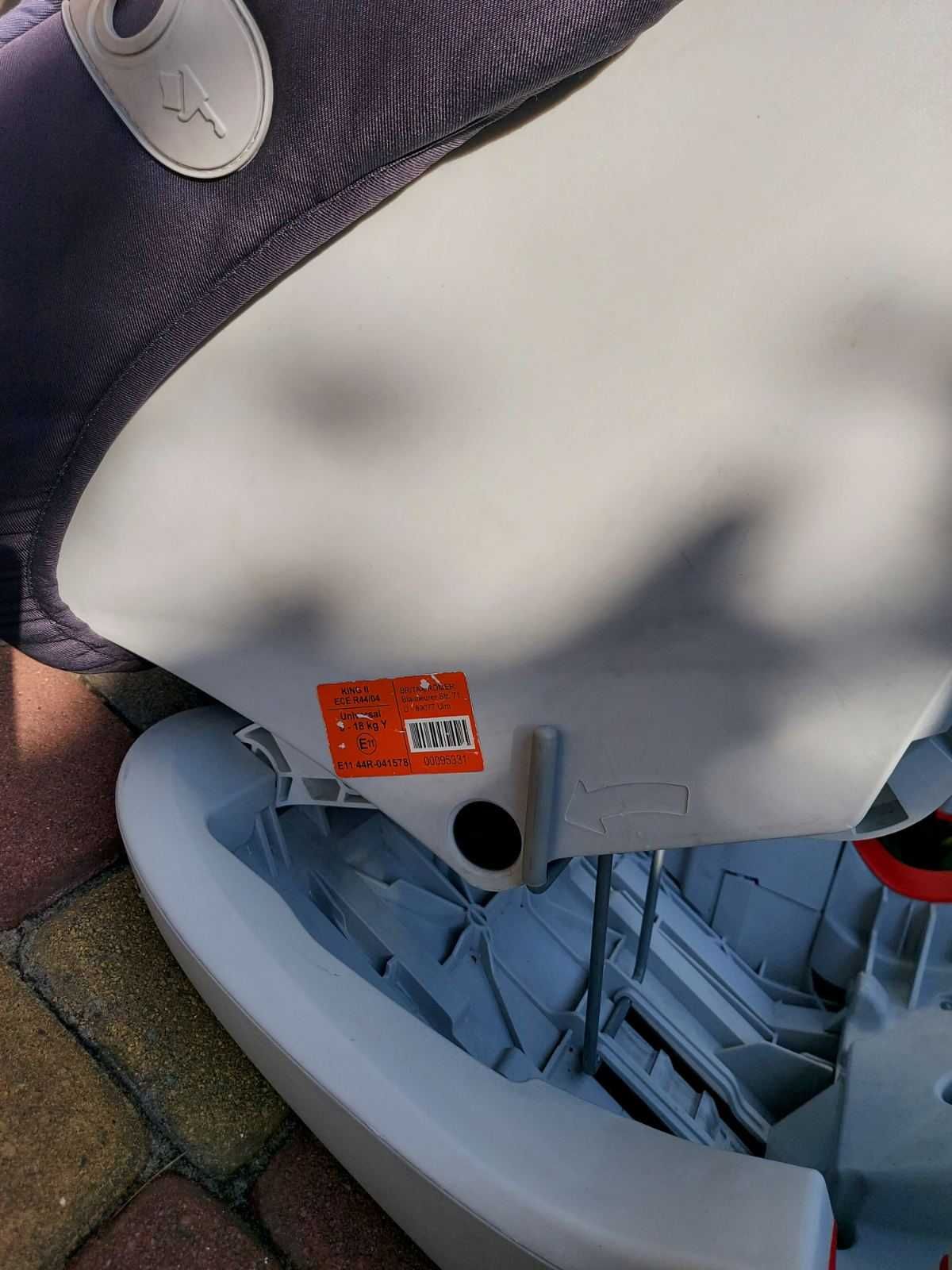 Продам автокресло  Britax Römer KING 2