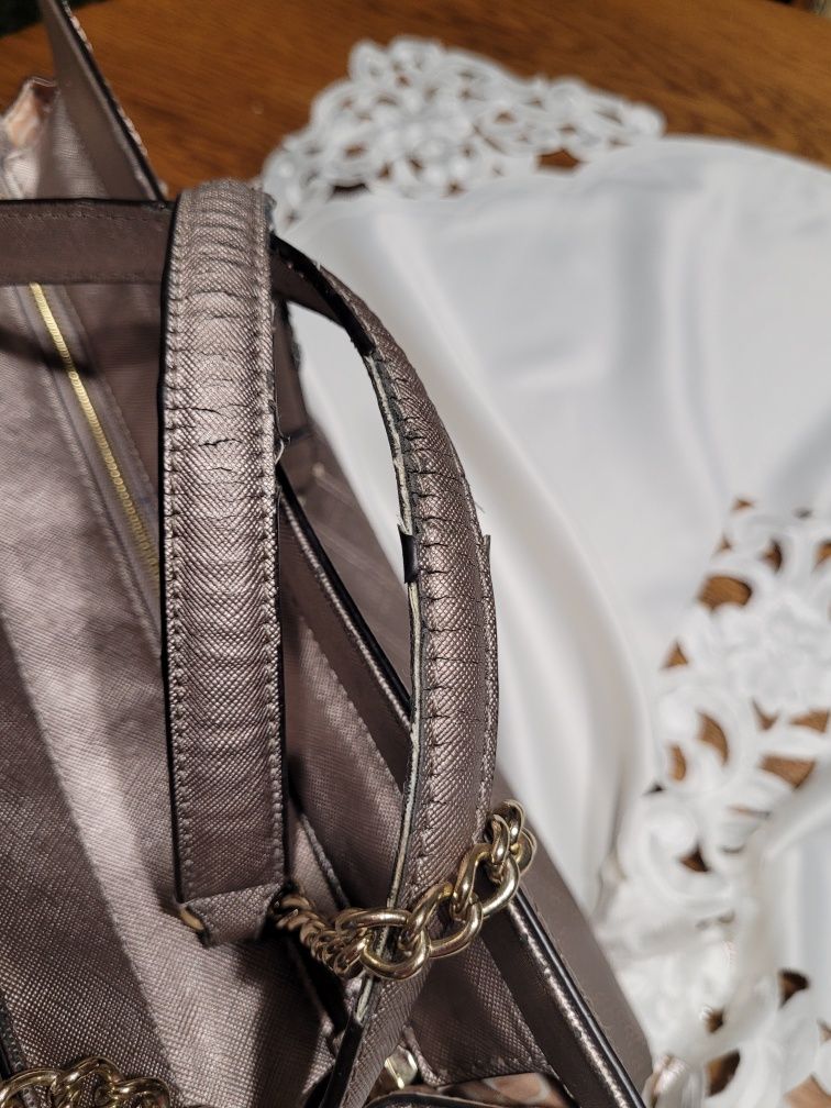 Torba daska GUESS