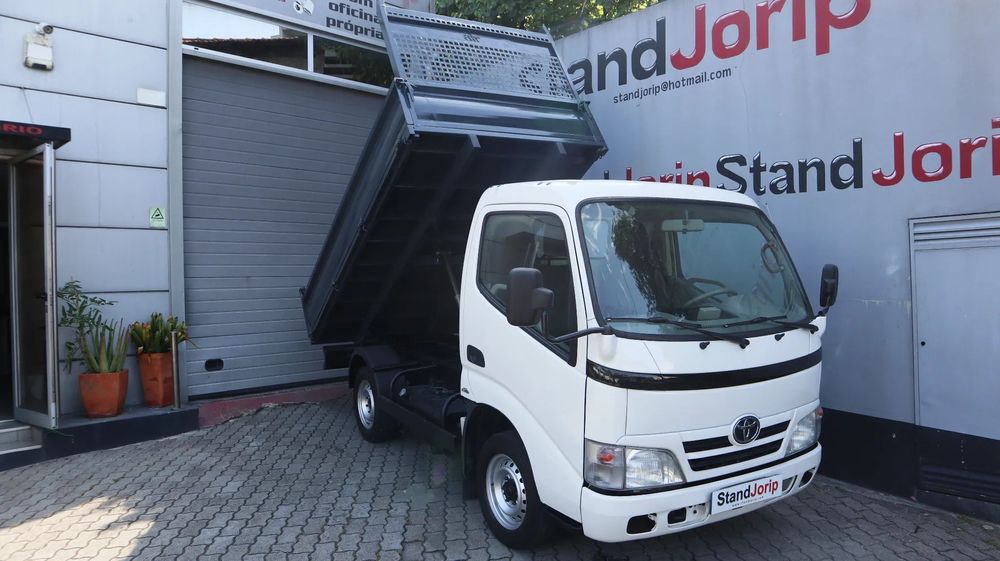 Toyota Dyna S 3.0 D4d 144 Basculante