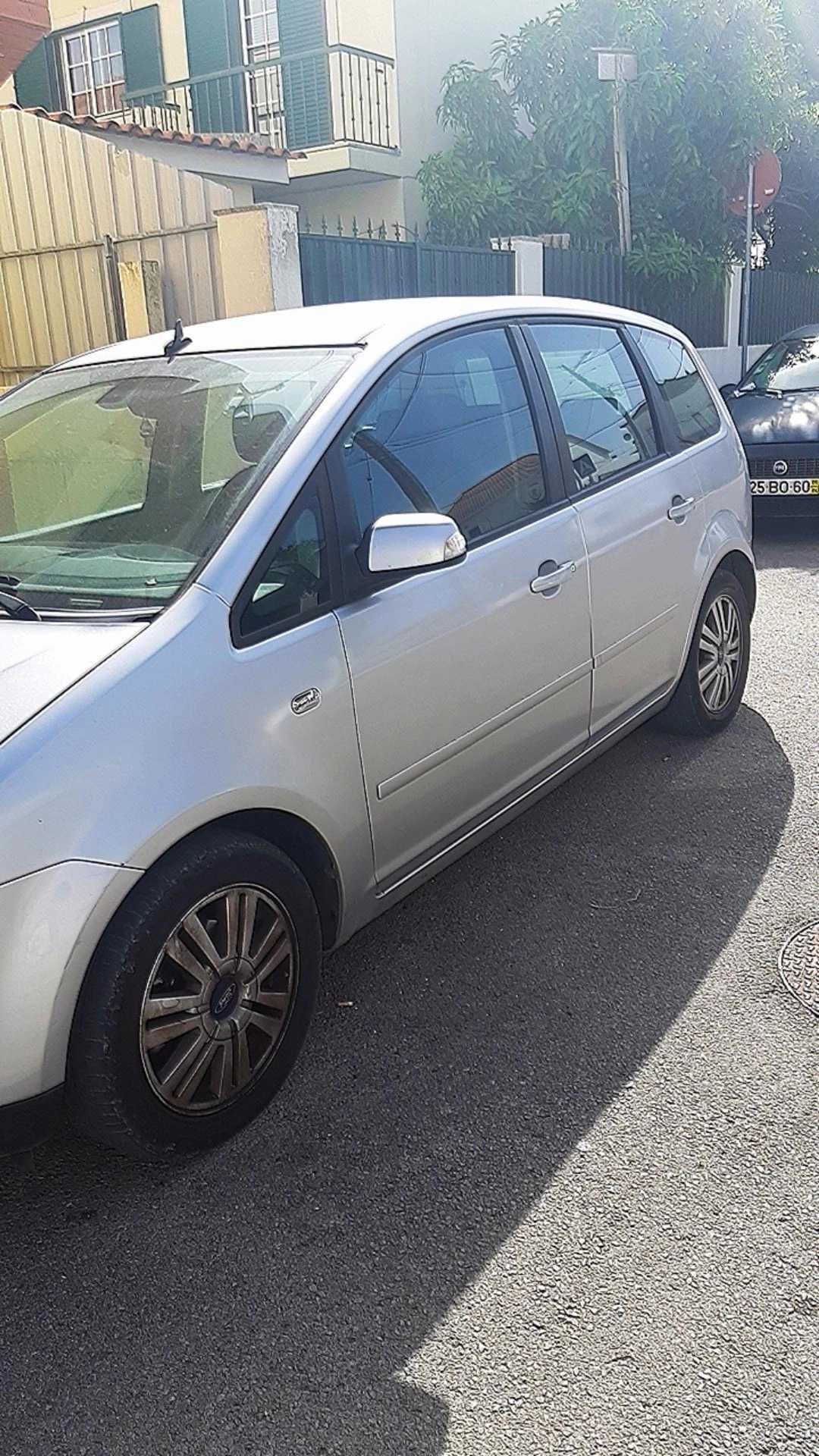 Vendo Ford focus C Max 1.6
