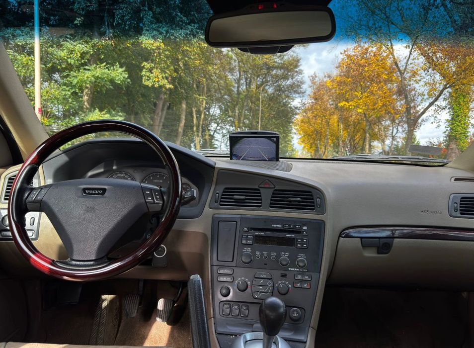 S60 Skóry pamięć kamera cofania bluetooth