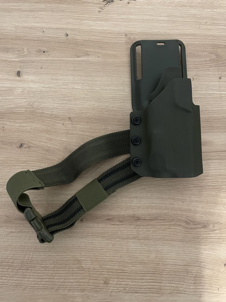 P10 comact kydex pod latarke tlr 7A