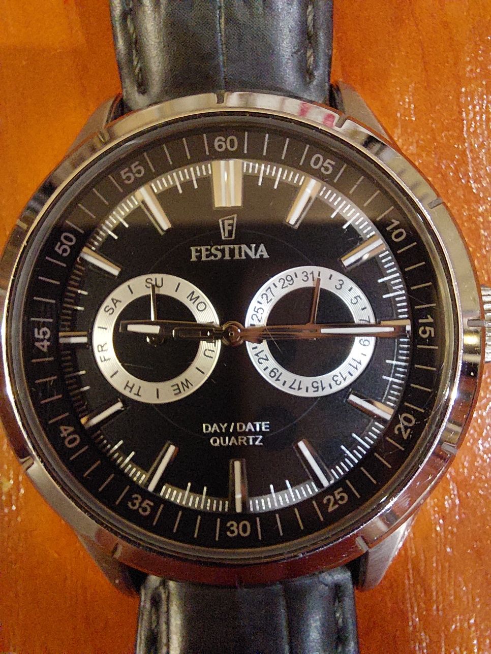 Годинник Festina