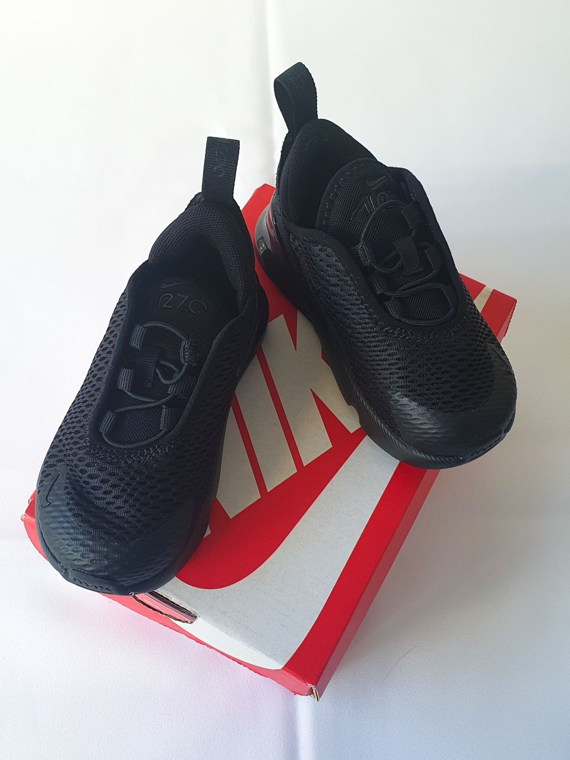 Nike Air Max 270 preto 23,5