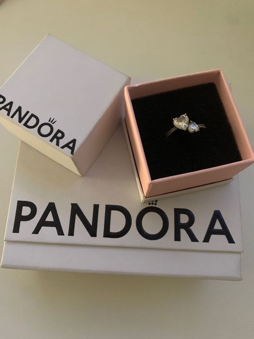 Anel Pandora com caixa