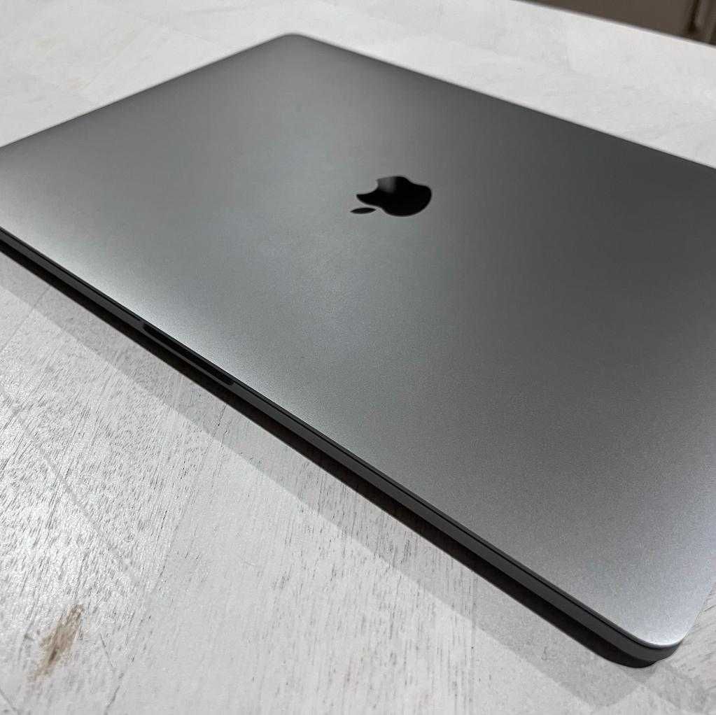 Excecional MacBook Pro 16” 2021