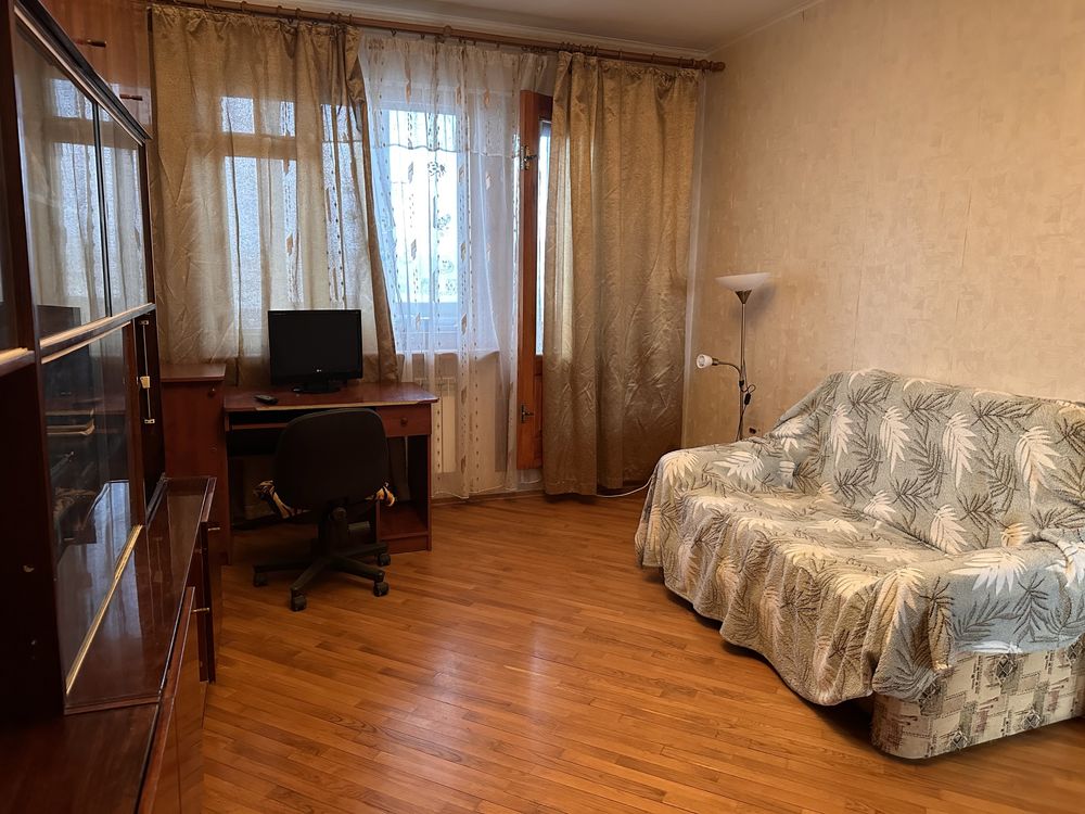 Терміново продам 4х кімнатну квартиру на Пєшково