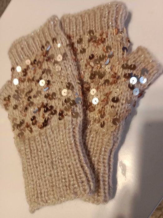 Мітенки з блискучими пацієнткам