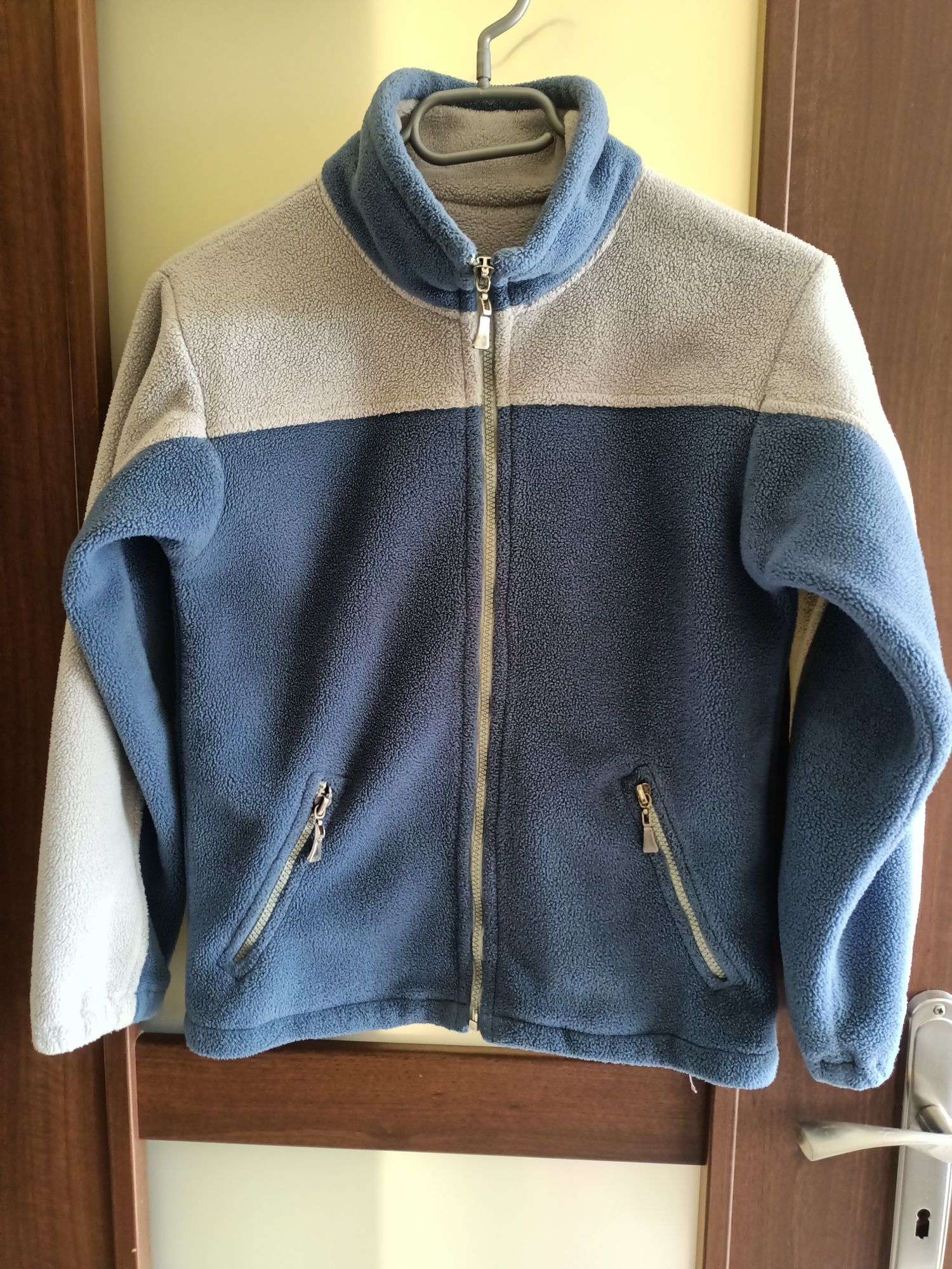 Bluza polar,kurtka  r.140cm