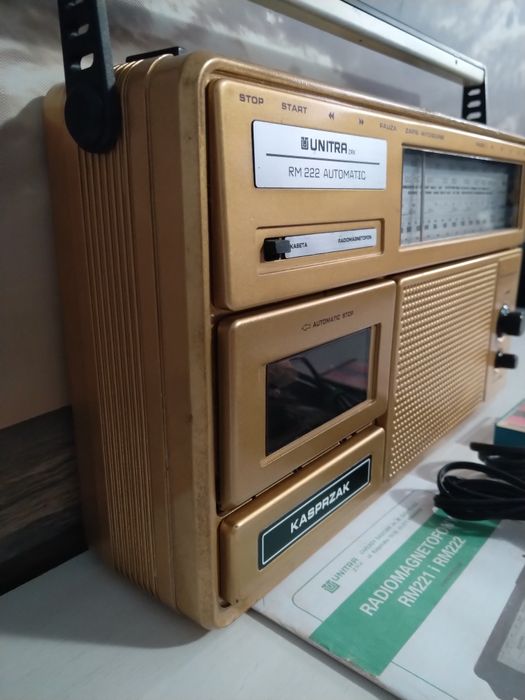 Radiomagnetofon UNITRA Kasprzak RM 222 odrestaurowany.
