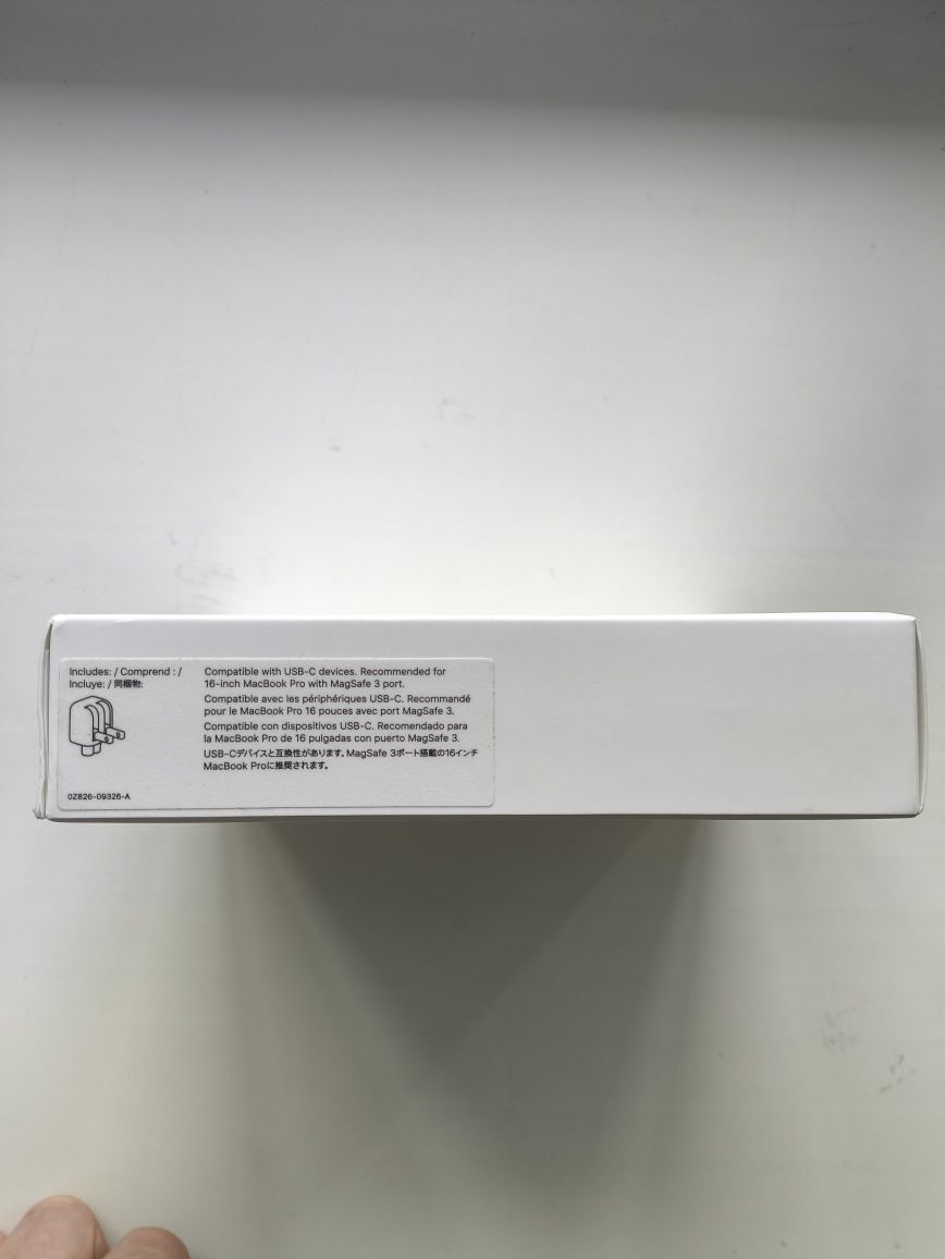 Адаптер живлення Apple 140W USB-C Power Adapter MLYU3