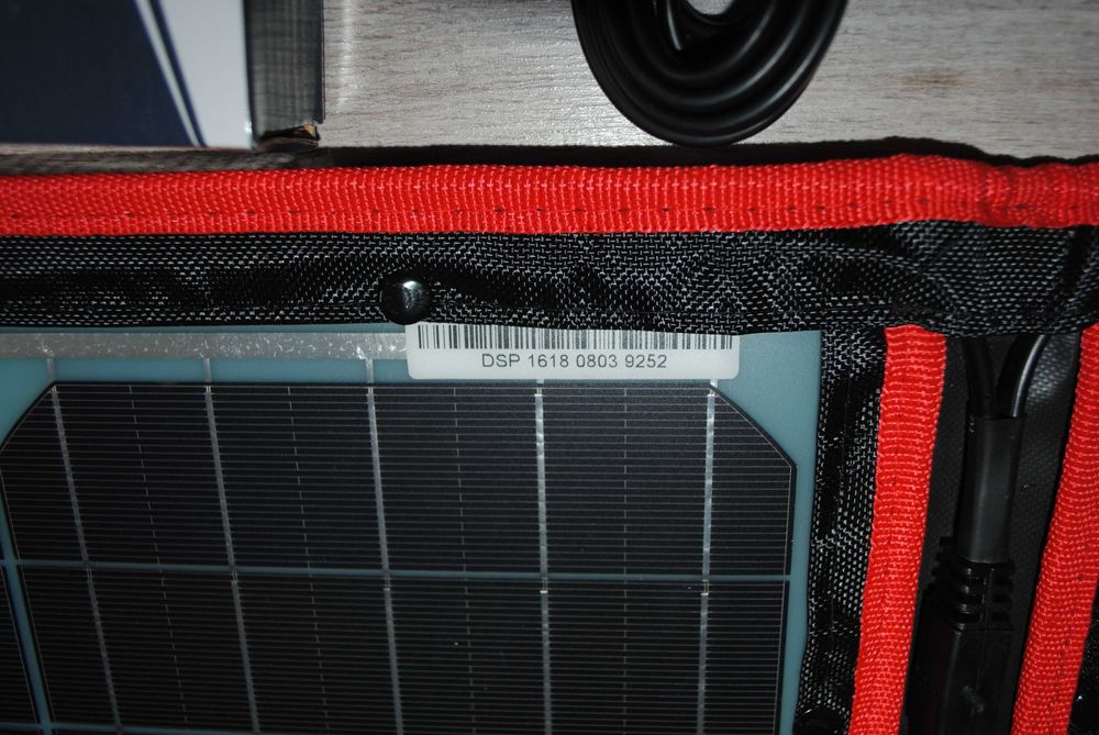 Портативна гнучка сонячна панель DOKIO 160 W FFSP-160M.