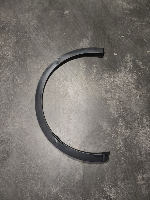 Розширювач арки крила(накладка)молдинг  VW ID4