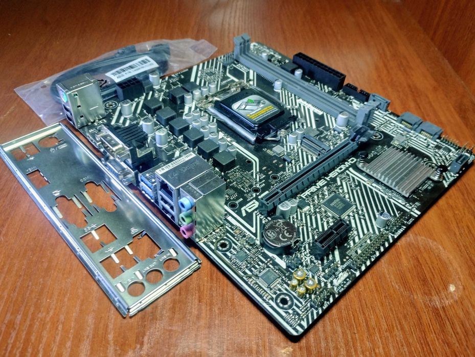 ASUS H510M-D(сокет 1200) 10 і 11 покоління