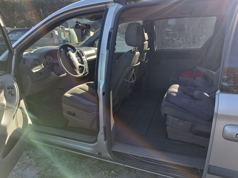 Chrysler Grand Voyager 2.8CRD technicznie bdb! Do poprawek lakierniczy
