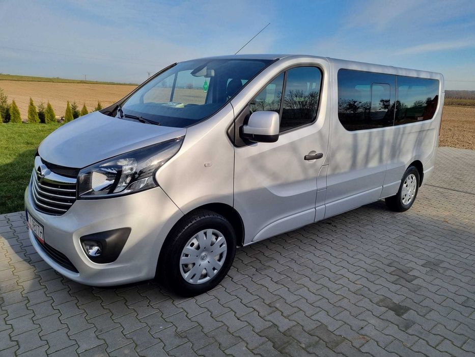 Wynajem bus 9 osobowy - samochód osobowy - dostawczy - Wypożyczalnia