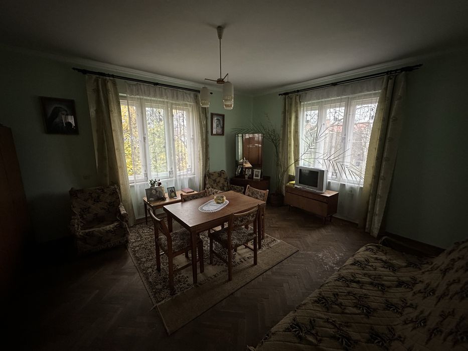 Будинок в районному центрі Рогатин