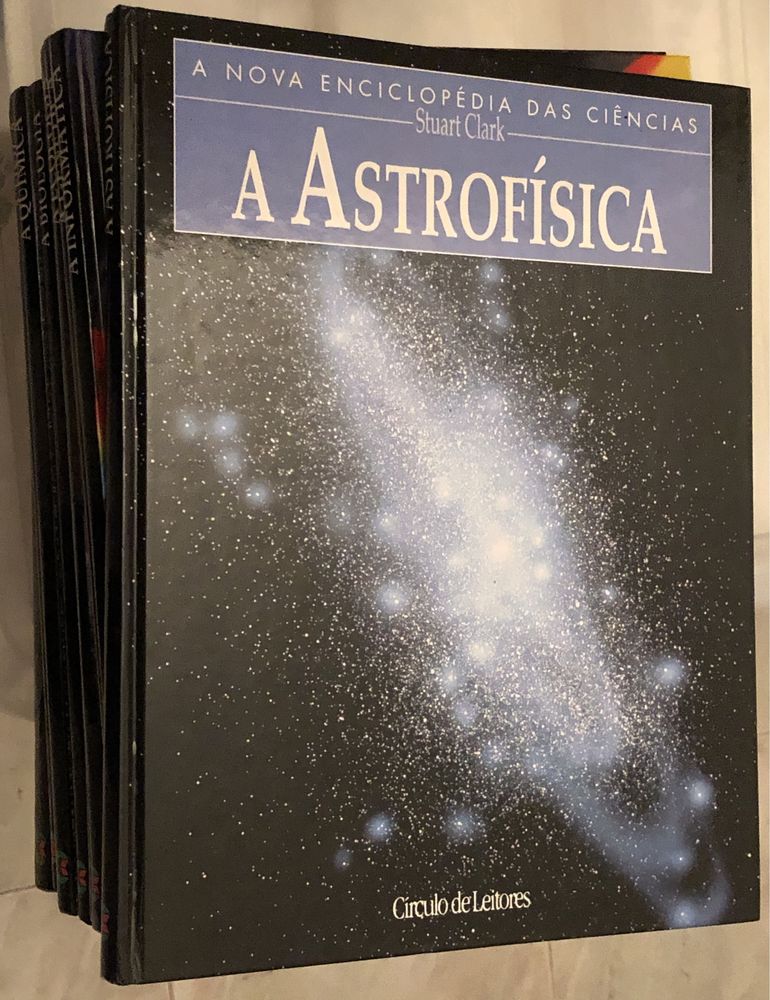9 Volumes Enciclopédia das Ciências - Círculo de Leitores