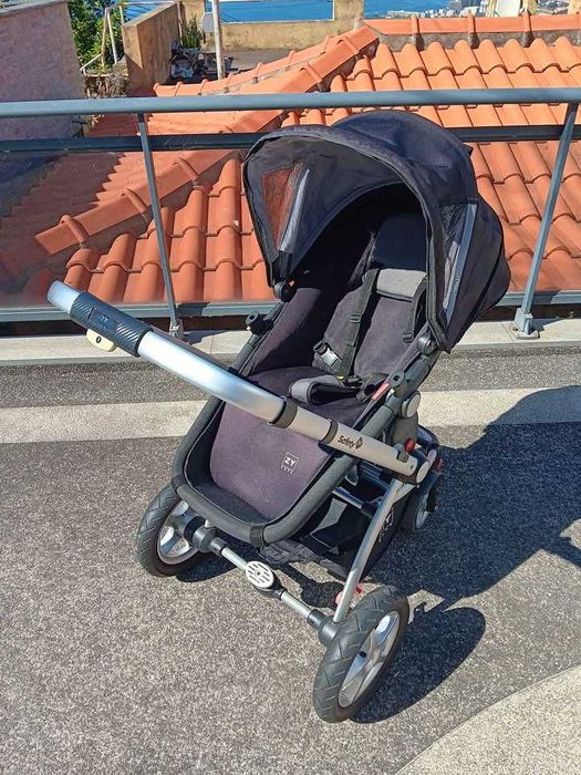 Carrinho bébé com ovinho e base para o carro