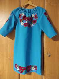 Українська вишита сукня