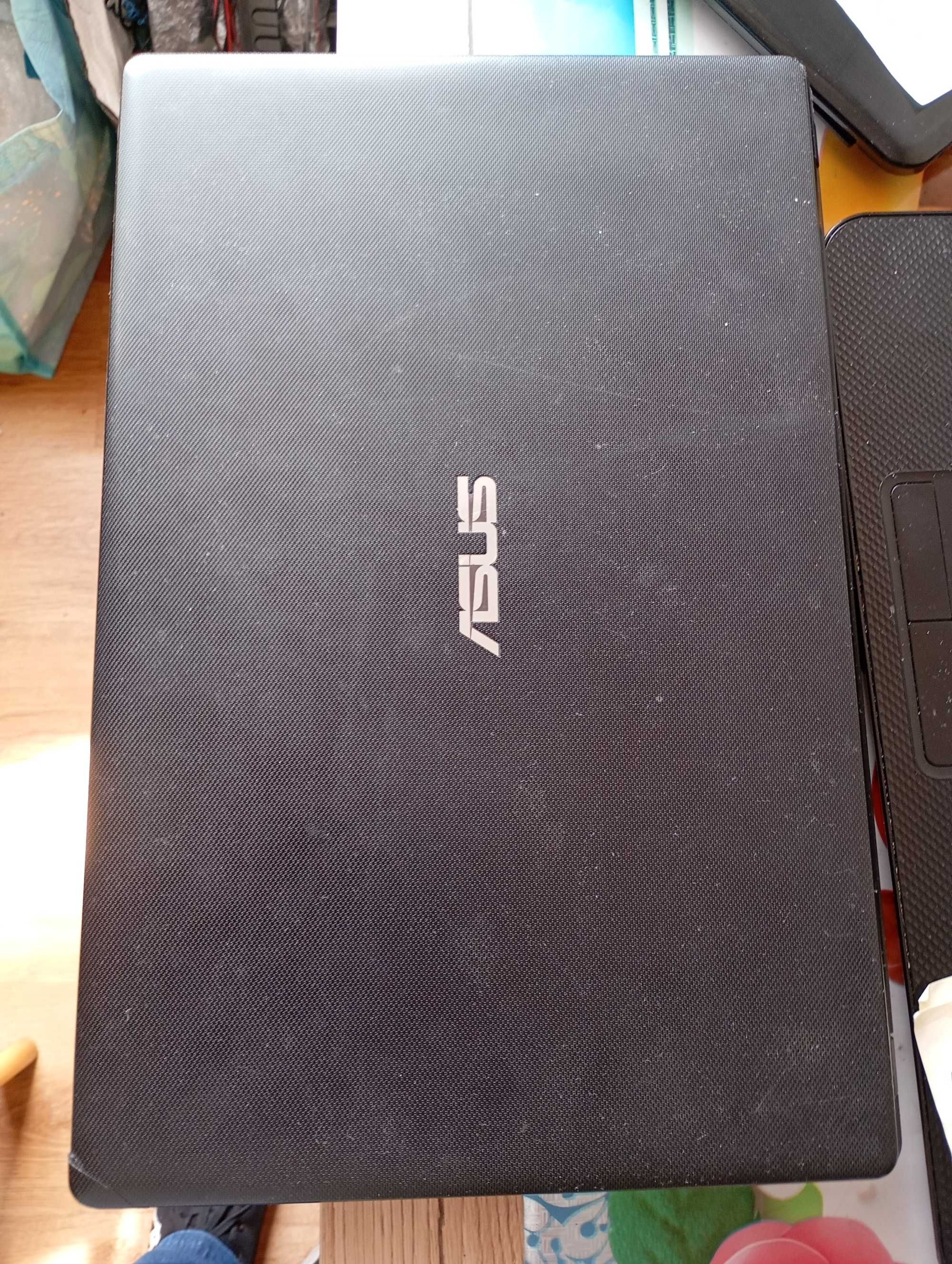 sprzedam asus f551c ale bez plyta