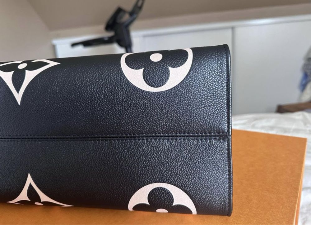 Louis Vuitton OnTheGo Tote