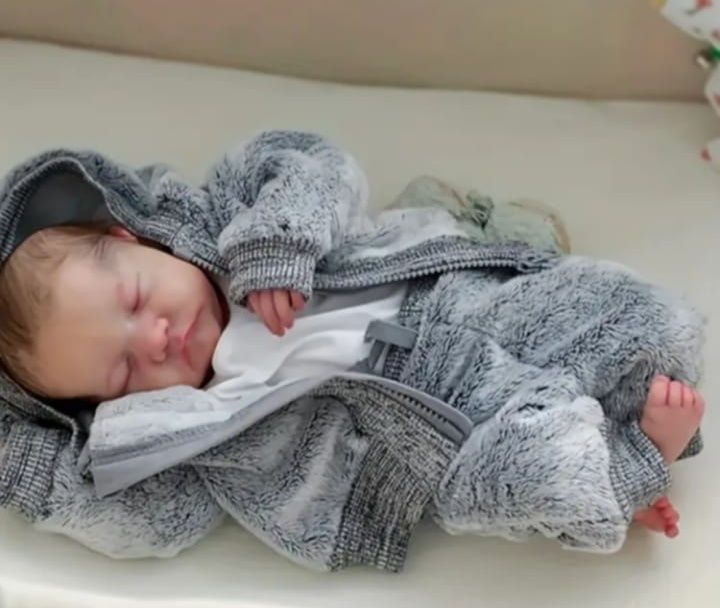 Lalka typu Reborn chłopiec z vinylu