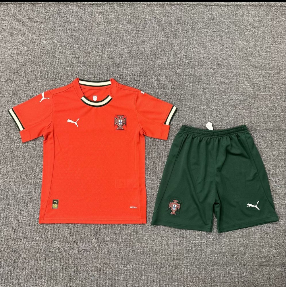 Conjunto Portugal 25/26 p/ crianças
