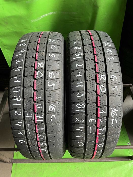 2 opony używane zimowe 205/65R16 C 107/105 T Sava Trenta