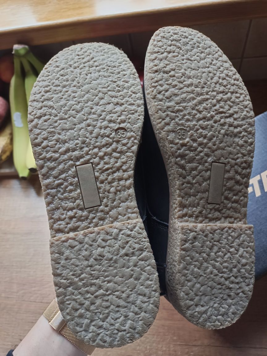 Buty chłopięce wyjściowe, elegancję idealnie na komunię,rozmiar 35