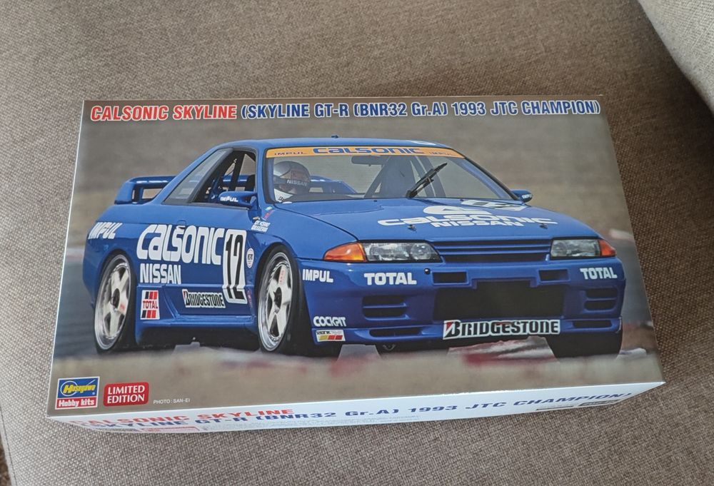 1:24 Hasegawa Nissan R32 GT-R Calsonic