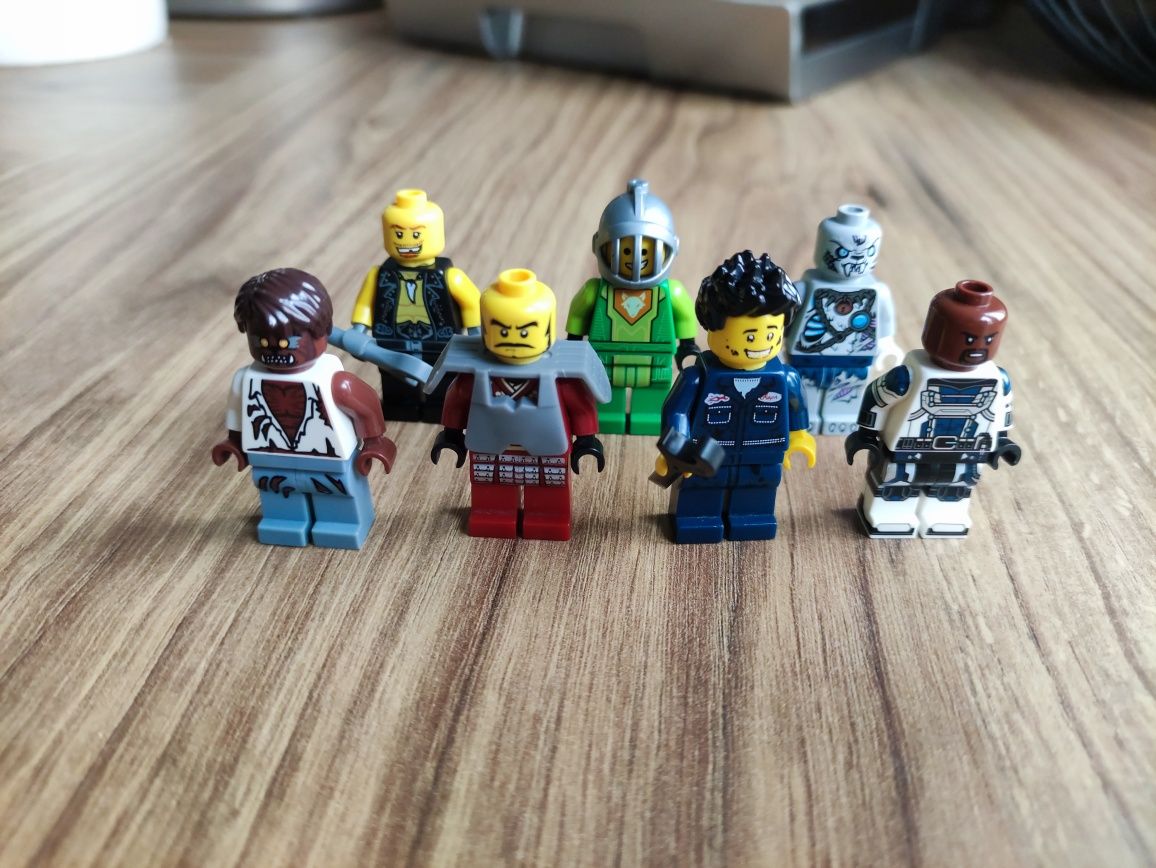 Lego Minifigures zestaw 7 figurek A