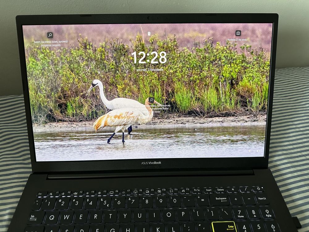 Sprzedam Laptop ASUS VivoBook 15, jak nowy