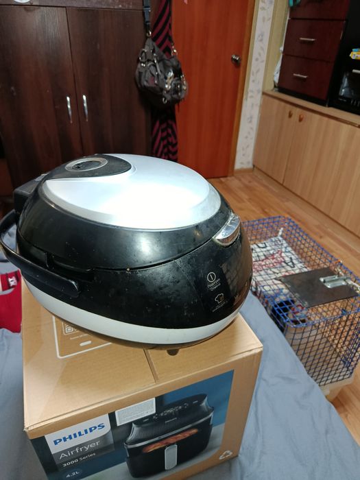 Продаю Мультиварку Полярис