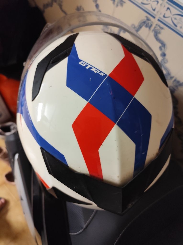 Capacete de mota CMS