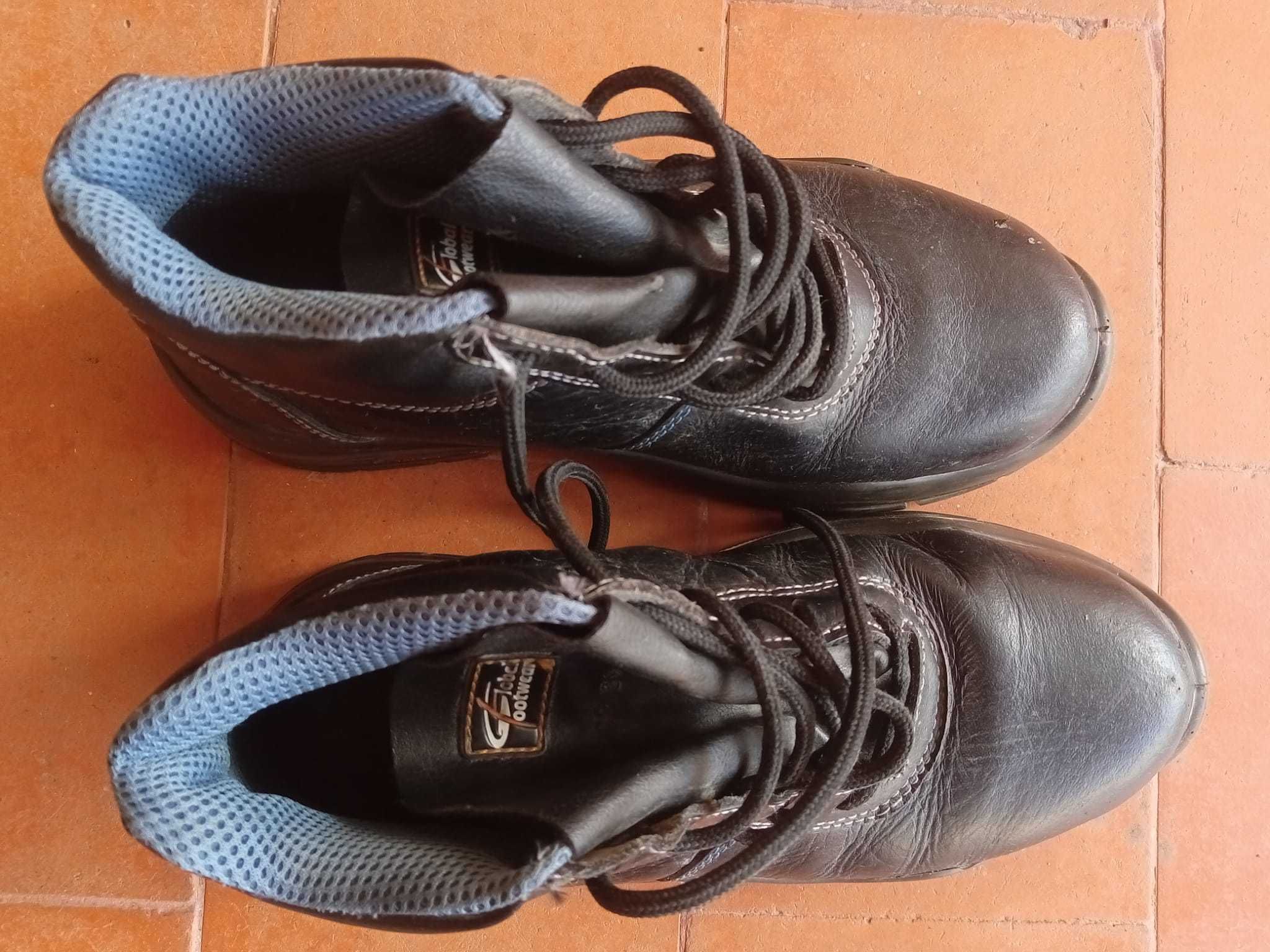 Botas de Trabalho - Biqueira e palmilha aço - Tam 39