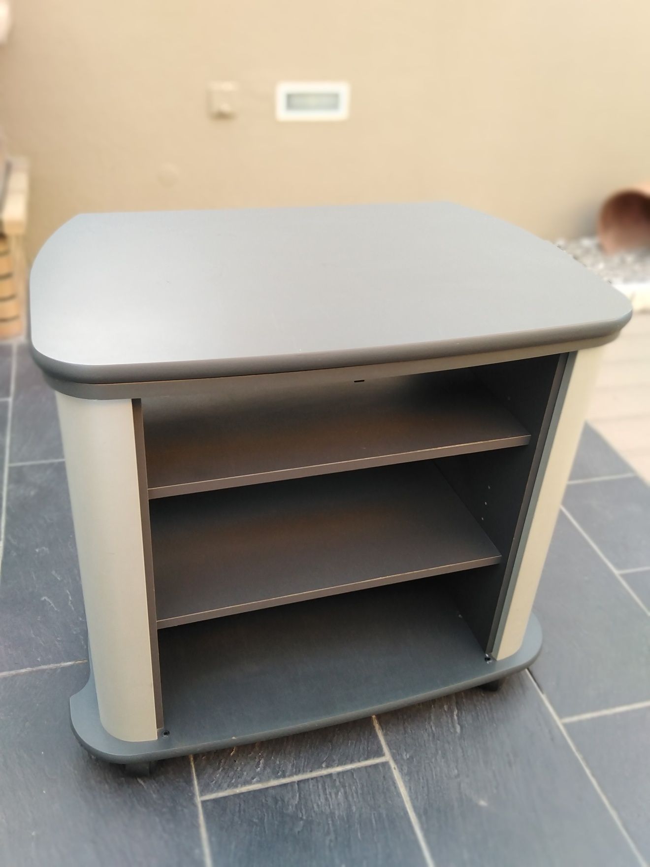 Mesa Televisão com rodas