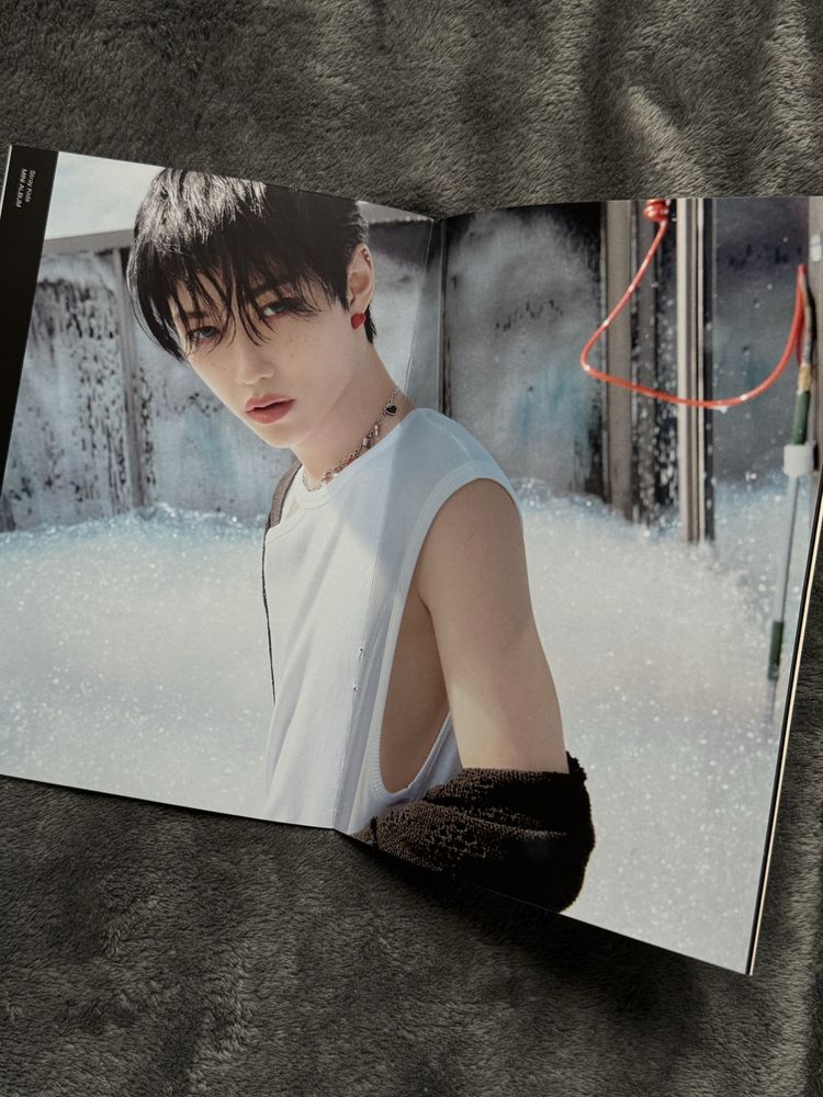 KPOP Альбом Stray Kids “Felix Maxident”