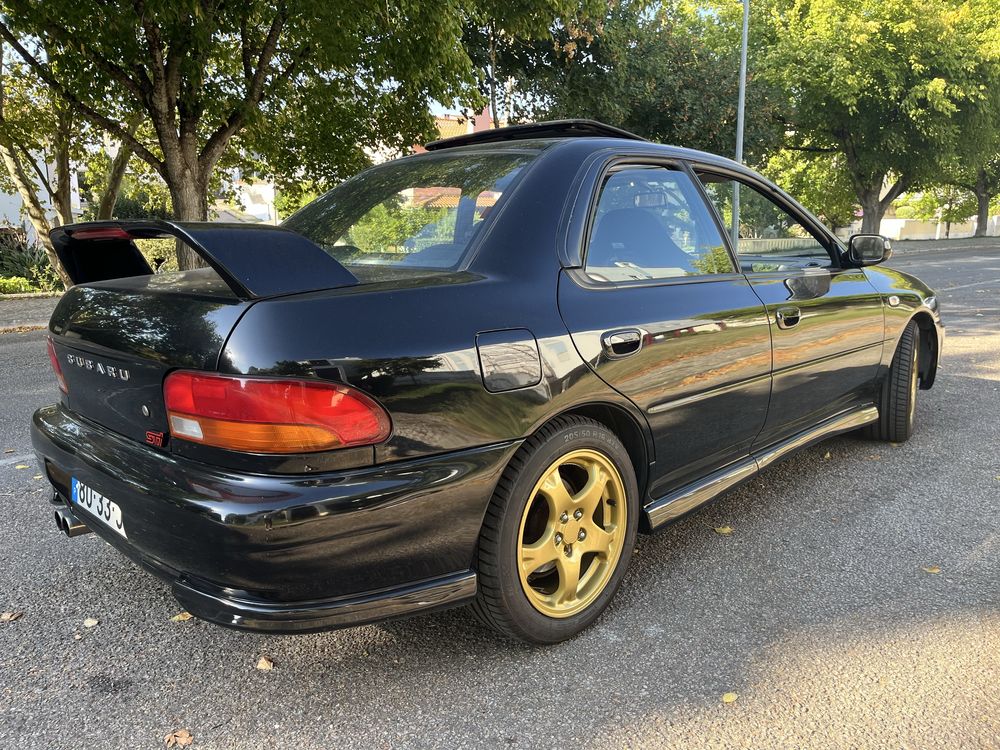 Subaru impreza GT